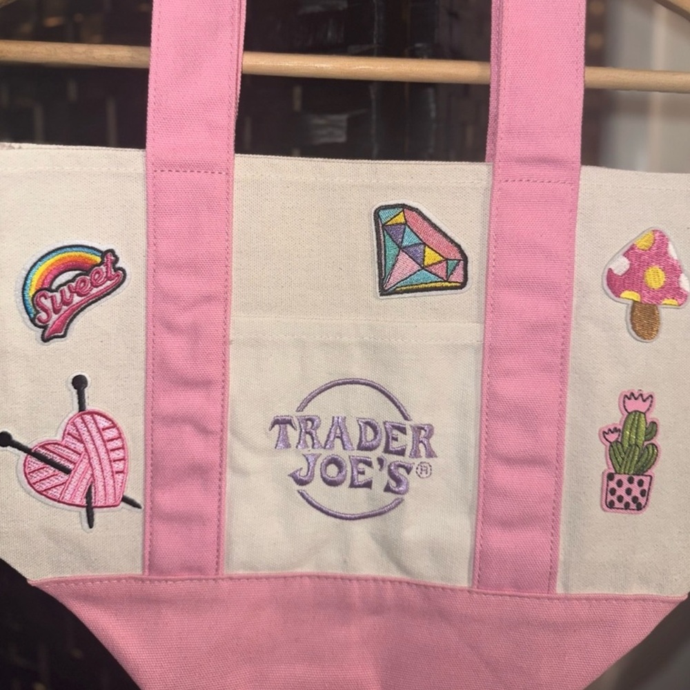 Trader Joe's✨🩷💛Pink and Cream Tote Bag with cute patches - Picture 4 of 4